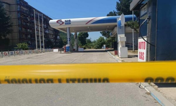 AKP për mbylljen e pompave në Veri: S’ishin të licencuara nga MINT, dy prej tyre s’ishin as të fiskalizuara