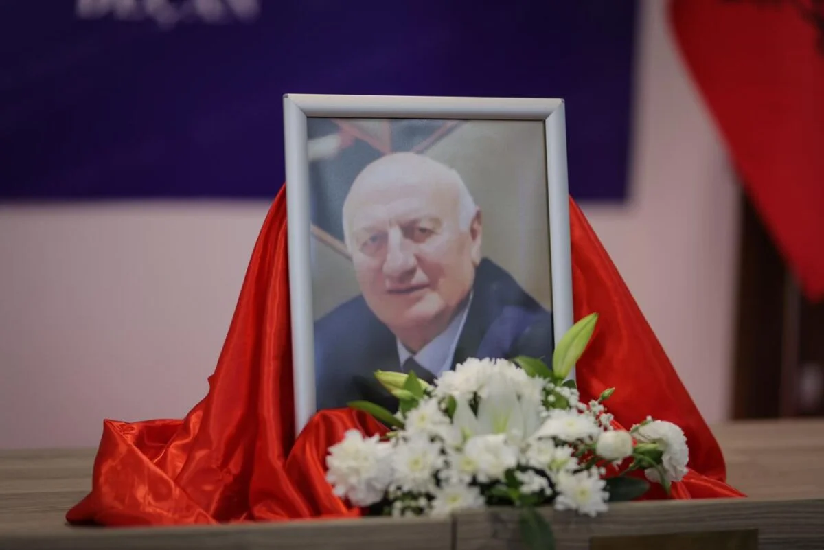 Deçan: Përkujtohet ish-profesor Sylë Tahirsylaj, me rastin e shënimit të 1 mujorit të vdekjes së tij