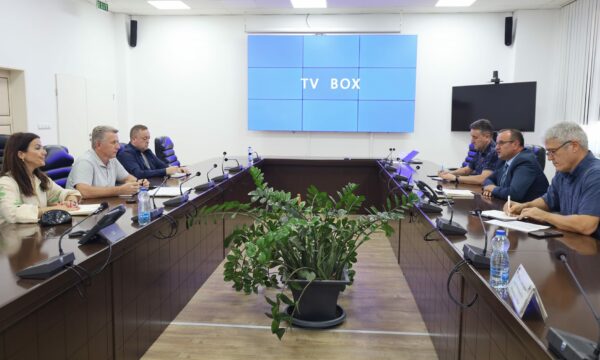Shteti aktivizohet kundër zjarreve, flitet mundësia e sanksioneve në subvencione për pronarët që djegin arat