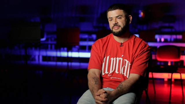 Noizy flet për vajzën: Dua të bëhem shembullor si baba, ashtu siç jam në muzikë