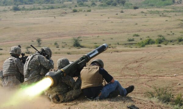 Miliarda për armët që vrasin paqen, shpenzimet ushtarake në botë prekin një rekord të ri