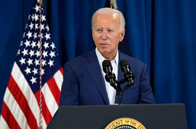 Biden: Për fat të mirë nuk kemi mbretër në Amerikë