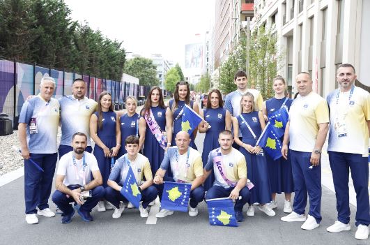 Distria Krasniqi e Donjeta Sadiku nuk do të marrin pjesë në ceremoninë e Lojërave Olimpike