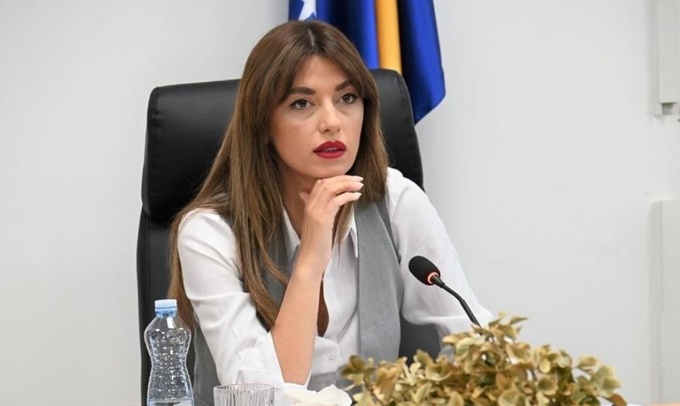 Haxhiu: Nga tash, dhunuesit do të kenë hallka elektronike