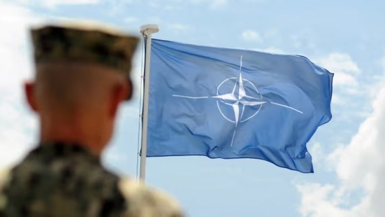 NATO-ja rikonfirmon mbështetjen e fuqishme për Ukrainën dhe për vlerat demokratike që mishëron aleanca