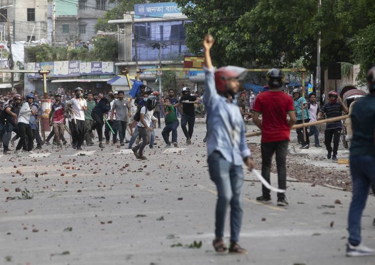 Qeveria e Bangladeshit kërkon që universitetet të mbyllen pasi 6 persona vdiqën në protesta