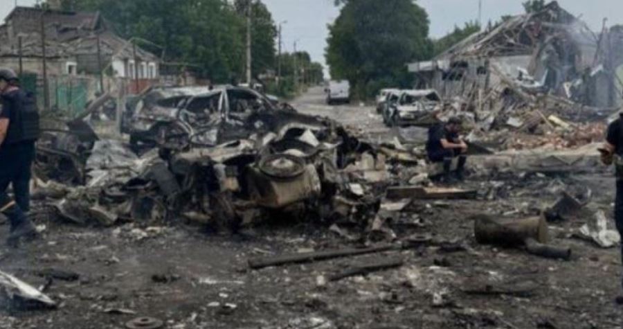 Rusia sulmon Donetsk dhe Luhansk, 12 të vdekur dhe 55 të plagosur