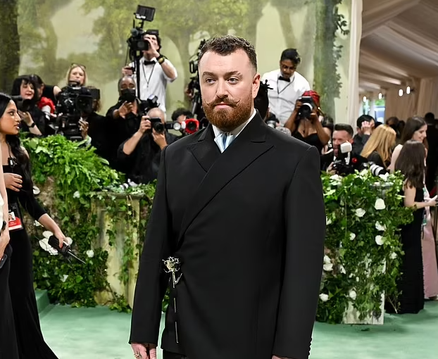 Sam Smith flet për herë të parë për aksidentin e frikshëm që i ndodhi në fillim të këtij viti