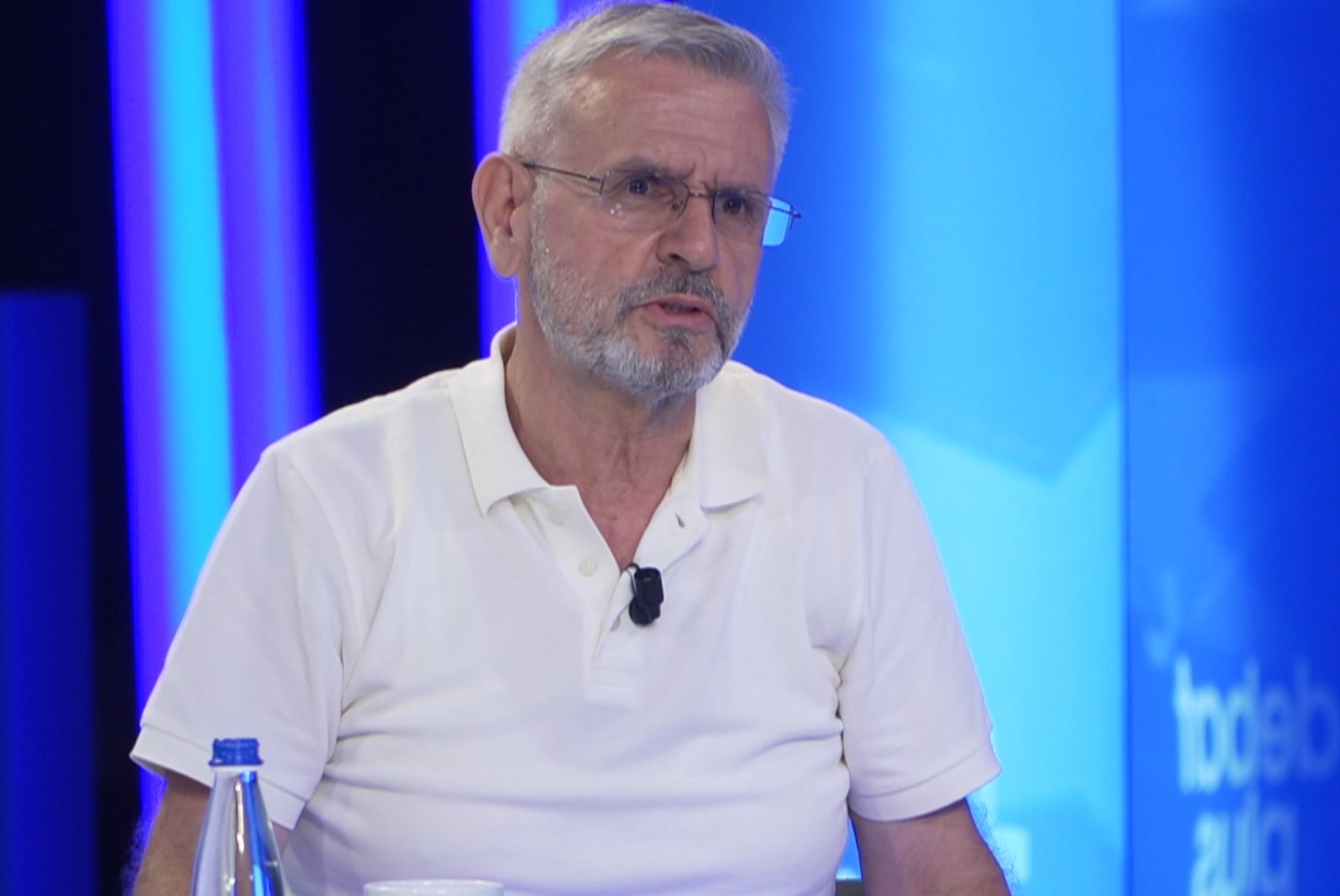 “Sa njeriut i ka dalë bari mbi varr prej këtyre duarve” – Neziri tregon për torturat që ia kishte bërë Asllan Sllamniku