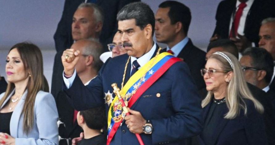 Sondazhet e nxorën humbës, Presidenti i Venezuelës Nicolas Maduro fiton mandatin e tretë