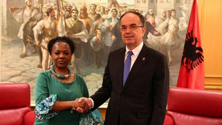 Presidenti Begaj takohet me ambasadoren e Zambias, kërkon njohjen e Kosovës nga shteti afrikan
