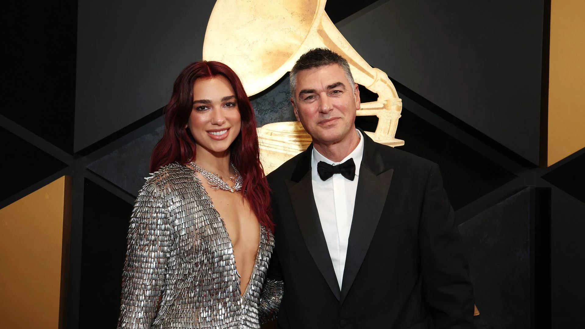Dukagjin Lipa: Dua s’do të performojë çdo vit në “Sunny Hill”
