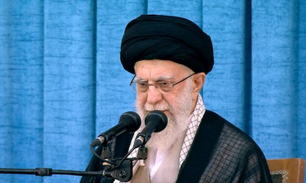 Khamenei i Iranit thotë se hakmarrja për vrasjen e liderit të Hamasit është ‘detyrë e Teheranit’