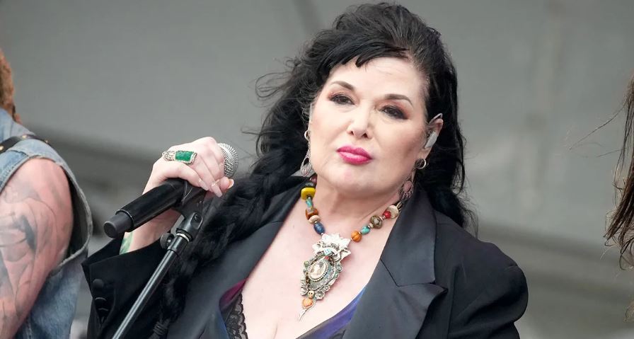 Këngëtarja e rock-ut, Ann Wilson diagnostikohet me kancer