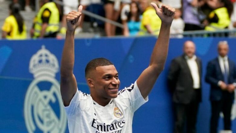 Mbappe iu përgjigj pyetjes se pse e refuzoi ofertën e Real Madridit dy vite më parë