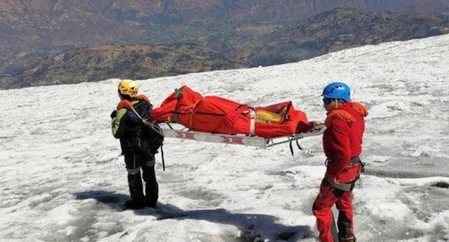 U zhduk para 22 vitesh, gjendet trupi i pajetë i alpinistit në Peru