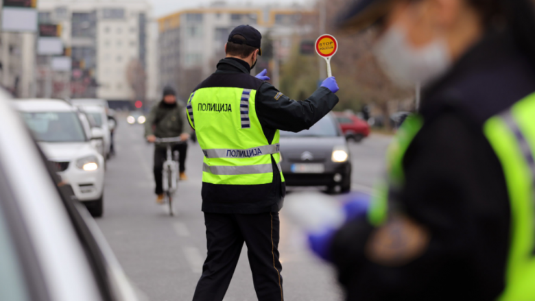 Policia vazhdon me kontrolle në Shkup, shqipton 146 gjoba në komunikacion