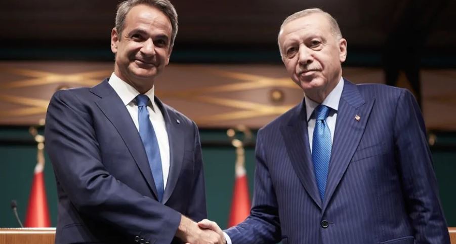 Samiti i NATO-s/ Pritet takimi mes Mitsotakis dhe Erdoganit, do të diskutojnë për marrëdhëniet greko-turke