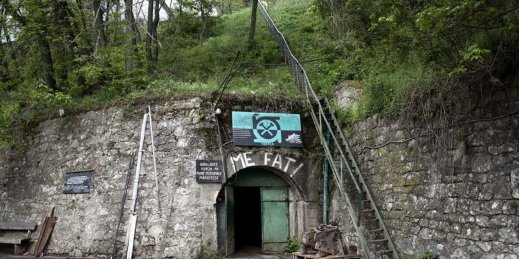 “Performanca e ulët e prodhimit”, Trepça jep arsyetim banal pasi la qe dy muaj minatorët pa rroga