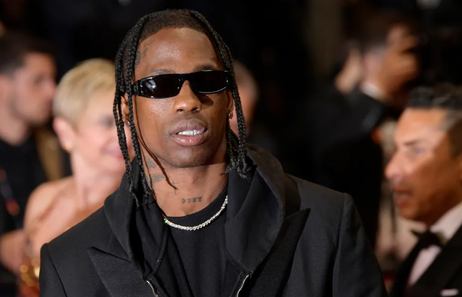 U arrestua për dhunë ndaj një roje sigurie – lirohet Travis Scott