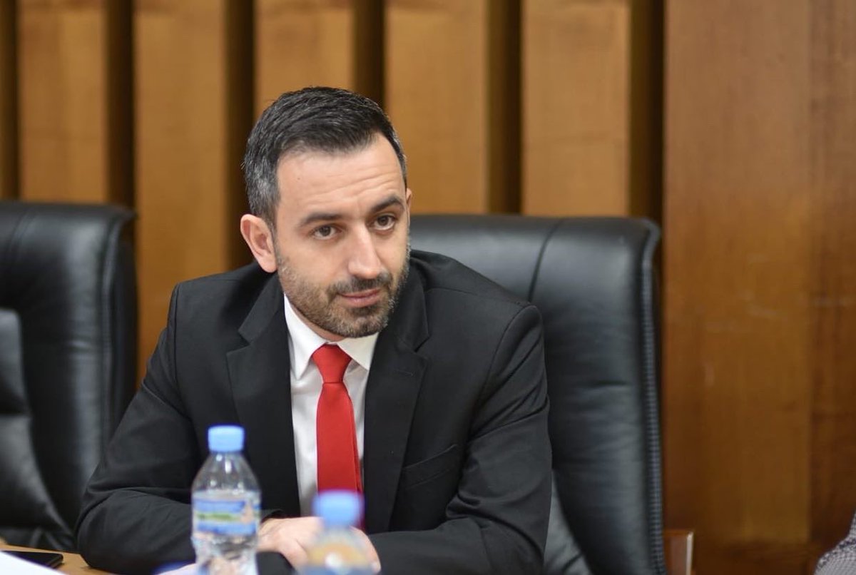 Dimal Basha flet pasi dështoi të zgjidhet kryekuvendar, ka dy fjalë edhe për Arben Gashin e LDK-së që votoi pro tij