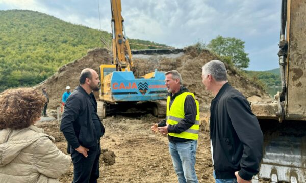 Hysen Durmishi lajmërohet me detaje për punimet në Badovc, ura ende askund