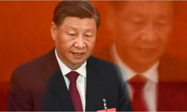 Zhduket ekonomisti që kritikoi Xi Jinping