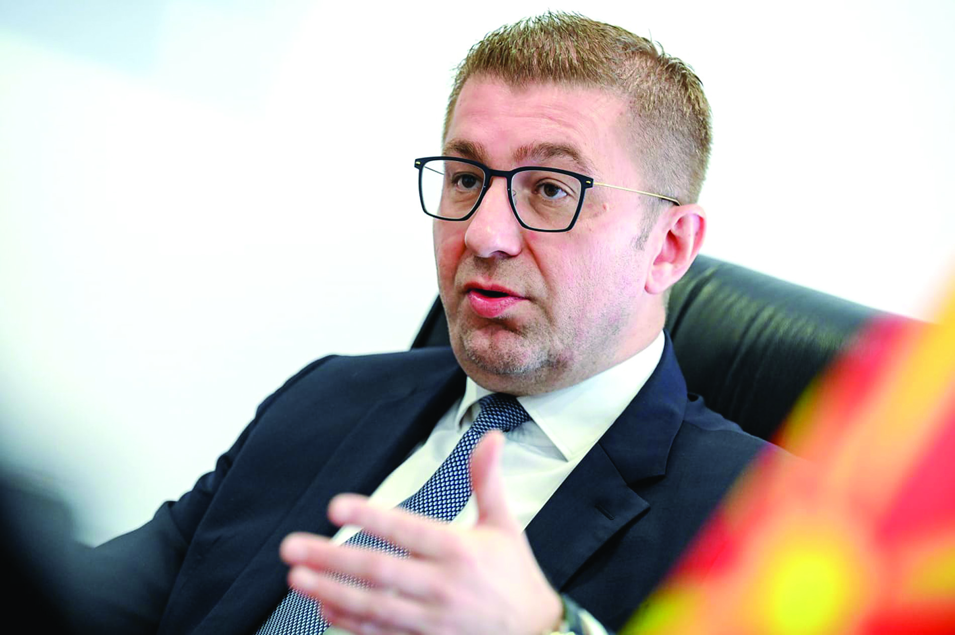 Mickoski: Heqja e tabelave me mbishkrimin shqip, pjesë e planit për destabilizim