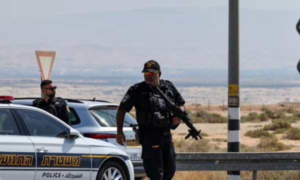 Sulm me armë në vendkalimin kufitar Bregu Perëndimor-Jordani, vriten 3 izraelitë