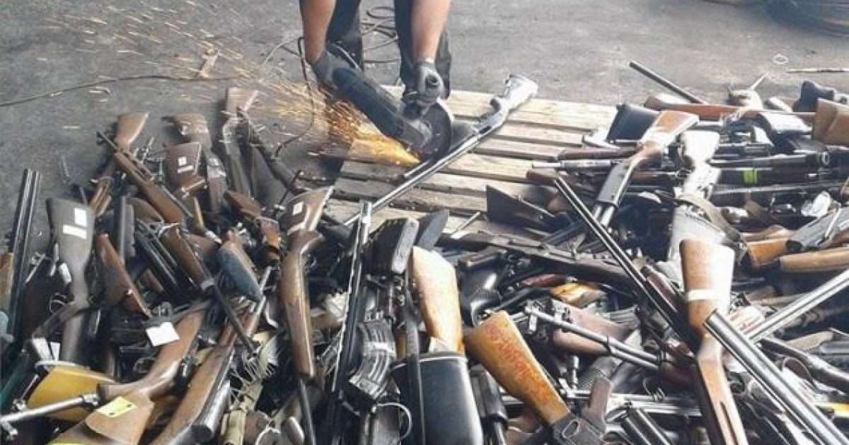Policia sot shkatërron armët e konfiskuara gjatë aksioneve