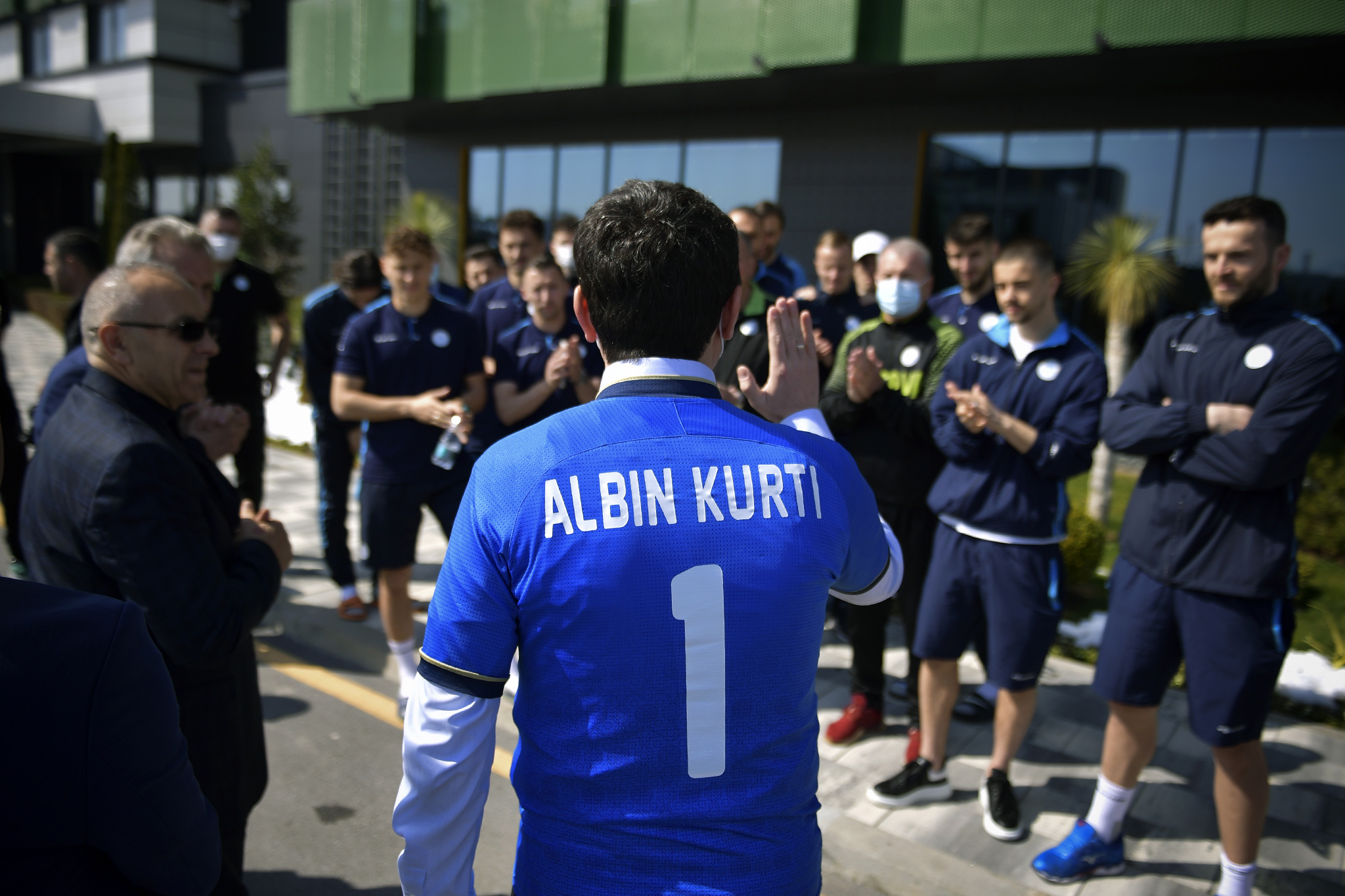 Albin Kurti pas fitores së Kosovës ndaj Qipros: Lojtarët tanë shkëlqyen sonte!