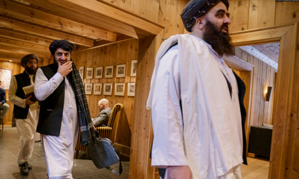 Mbyllja e ambasadave afgane në Europë hap rrugën për më shumë kontakte me talibanët