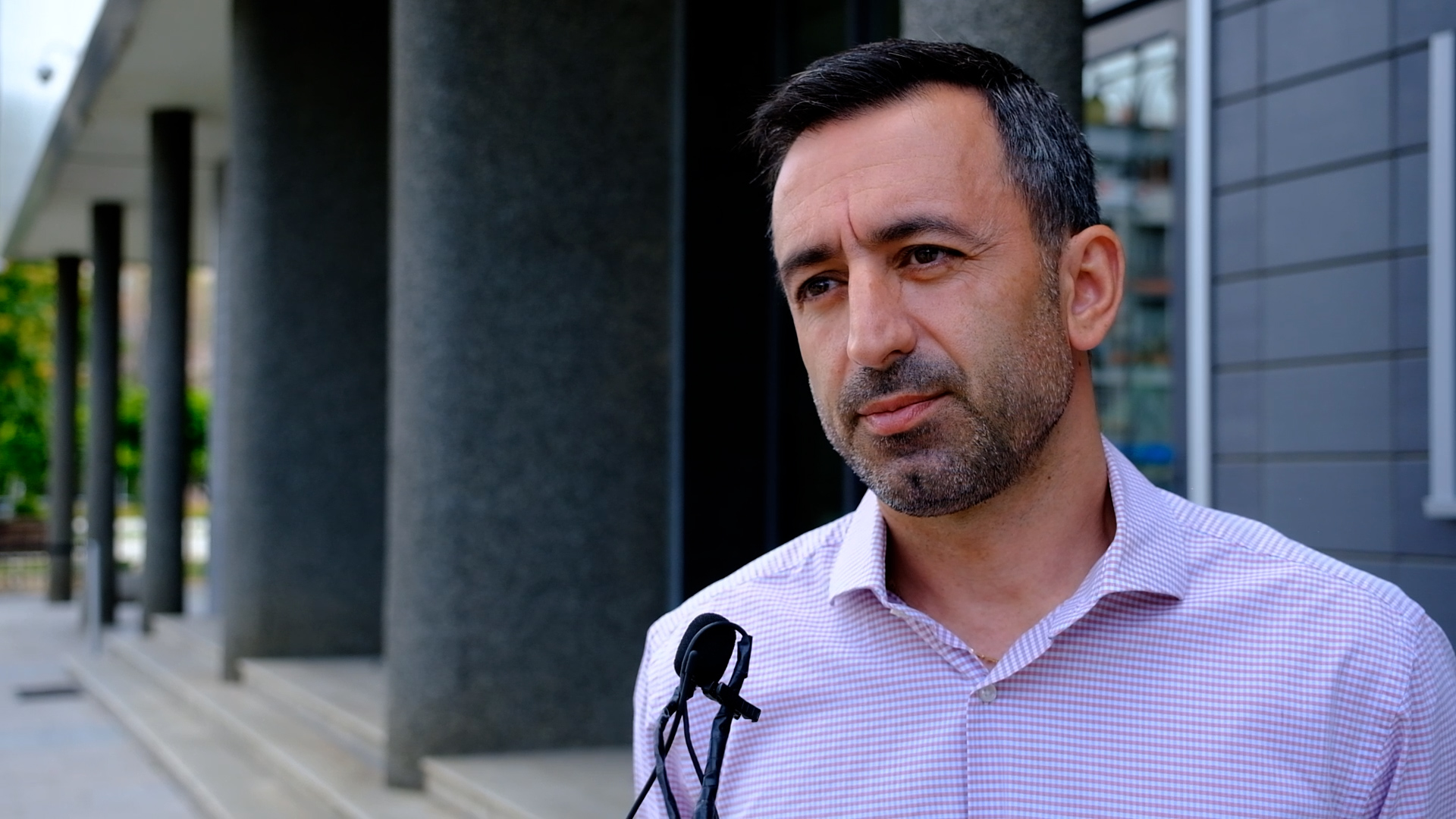Tha se ka kërkuar të hiqet: Emri i Dimal Bashës ende figuron në artikullin famëkeq që kriminalizon UÇK-në