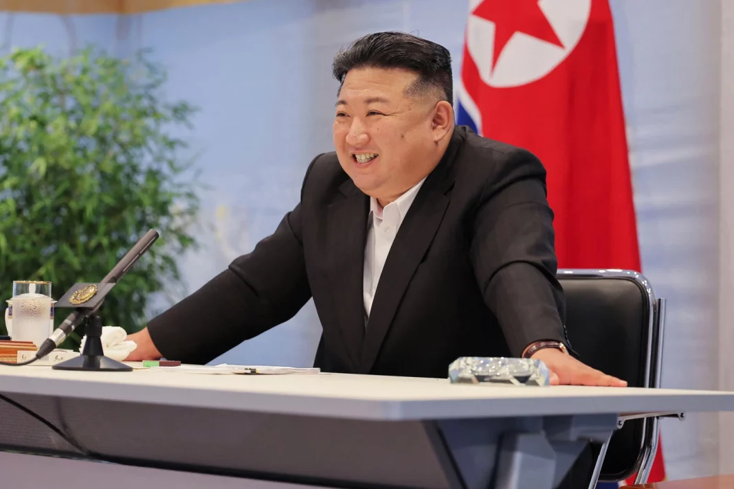 Kim Jong Un: Koreja e Veriut planifikon rritjen e arsenalit bërthamor