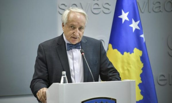 Anëtari i Kuvendit të Odës së Infermierëve të Kosovës: Rifat Latifi dha dorëheqje nga presioni i ZKM’së dhe Dejonës