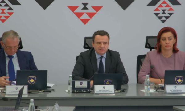 Kurti: Policia e inteligjenca mundësuan dështimin e disa planeve të grupeve të maskuara në kufi, faleminderit policëve e agjentëve tanë
