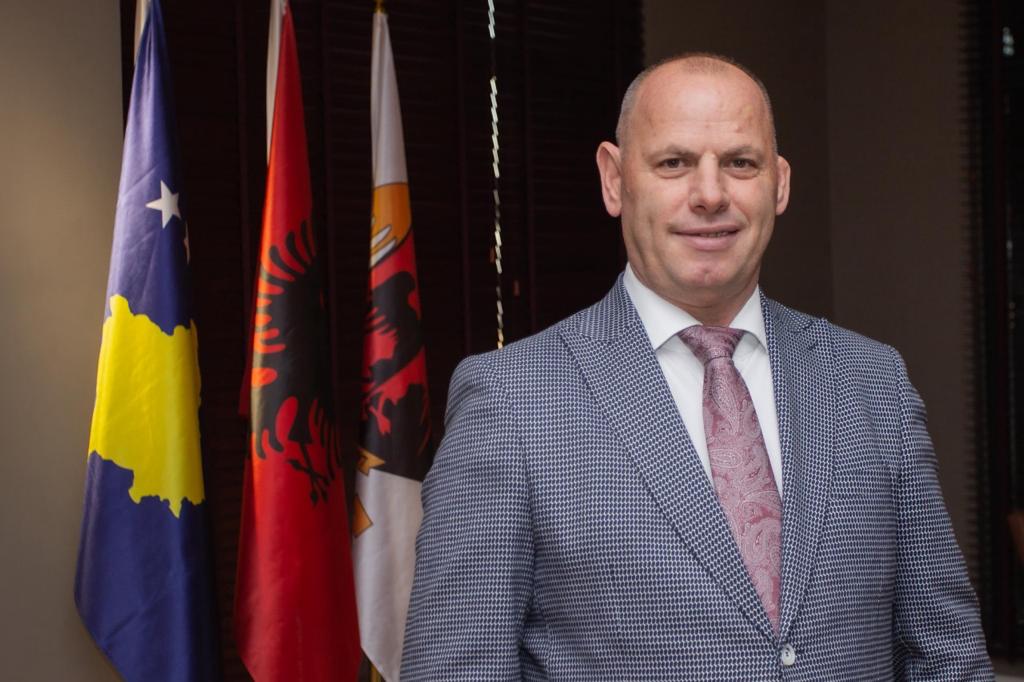 Lladrovci: Pema njihet nga frutat