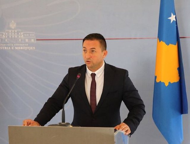 Basri Beka me reagim ndaj deklaratave të ish-ministrit të Mbrojtjes Armend Mehaj