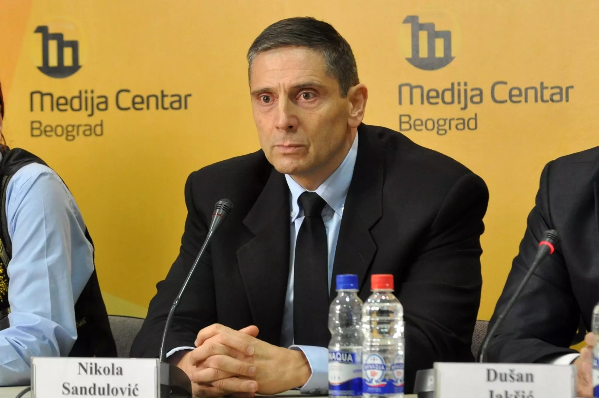 Politikani serb: Vuçiq e Nikoliq janë kriminelë lufte, pse nuk u arrestuan dhe nuk u dërguan në Hagë?