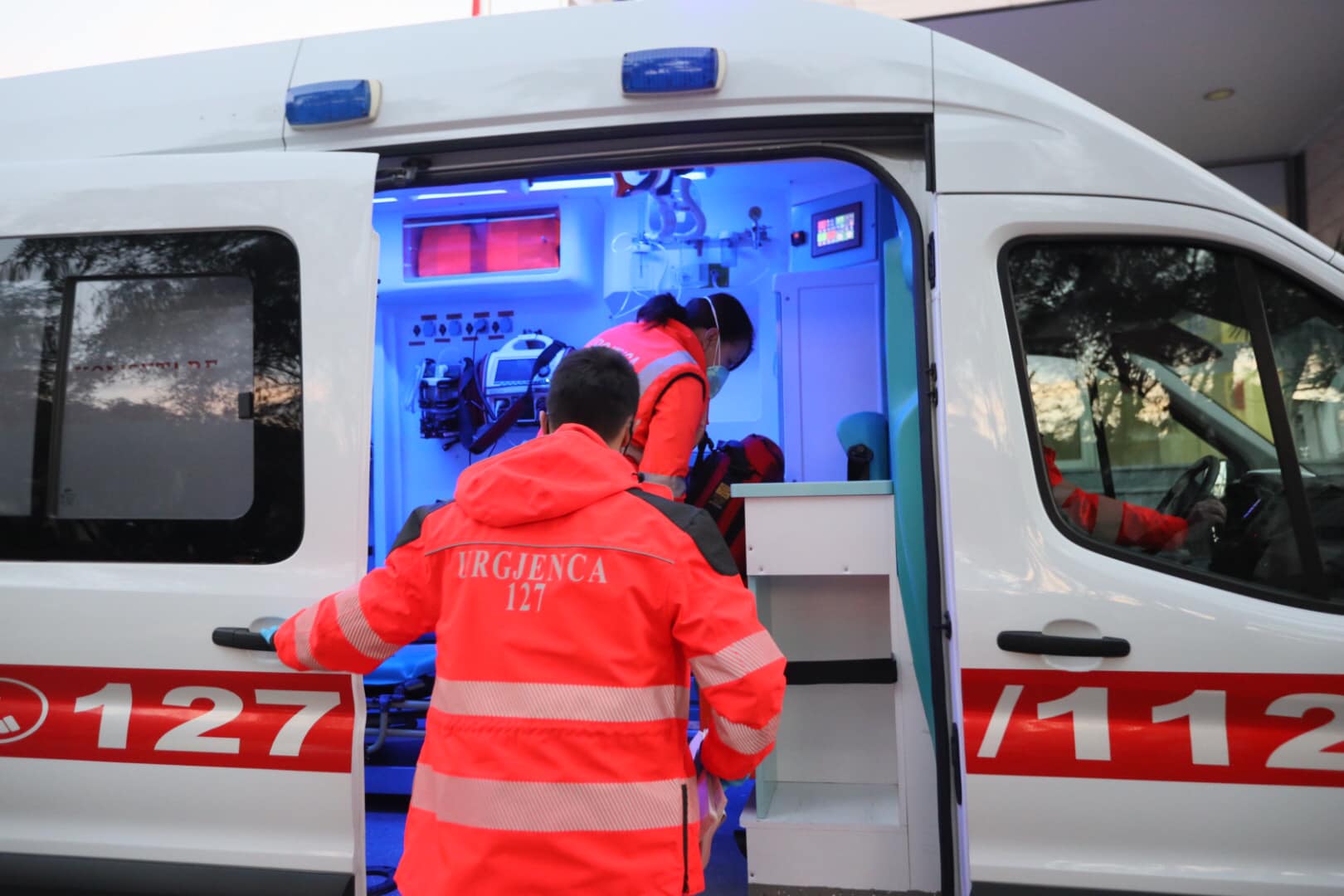 16-vjeçari në timon përplas një fëmijë në Dibër
