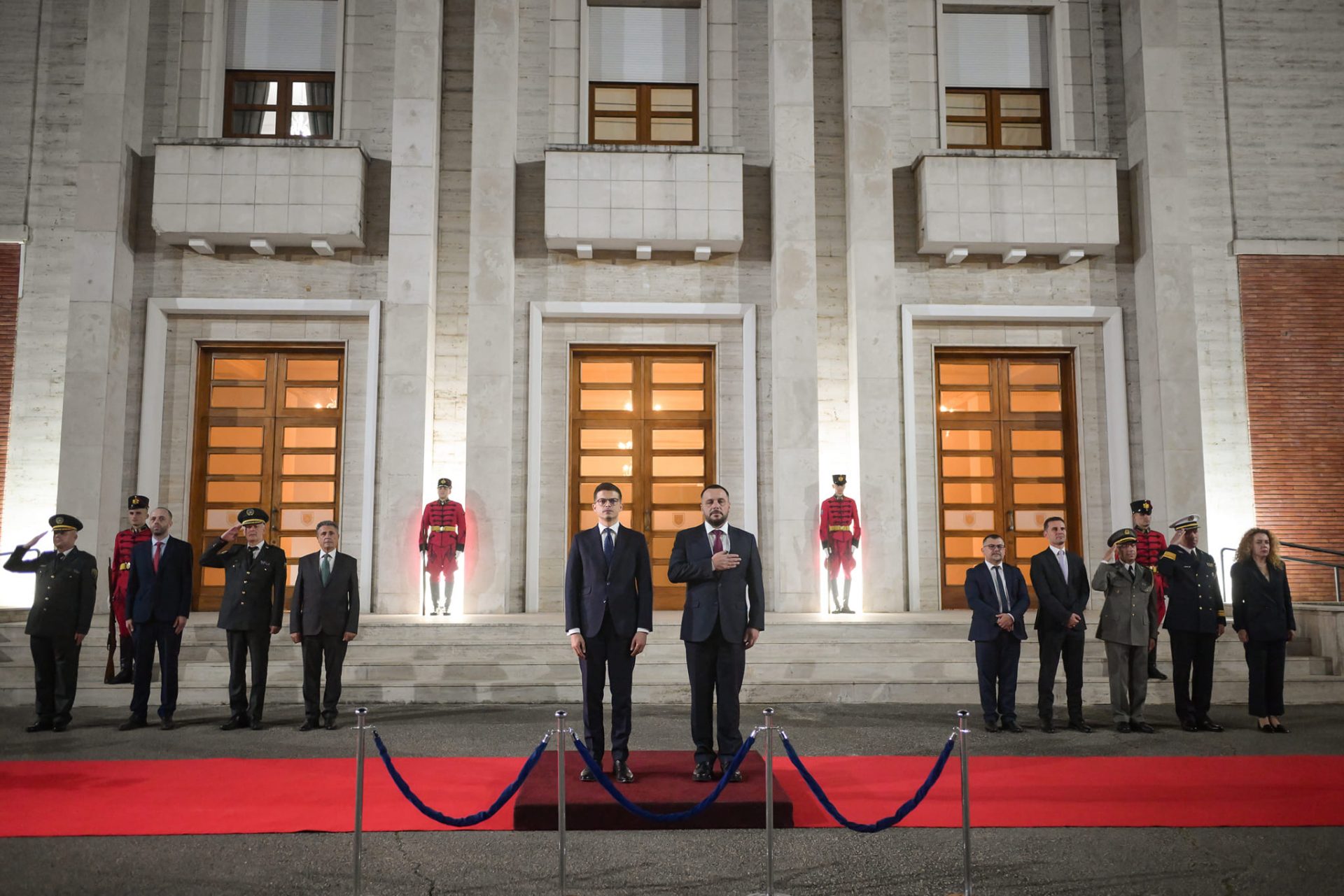 Me ceremoni, Maqedonci pritet në takim nga homologu shqiptar