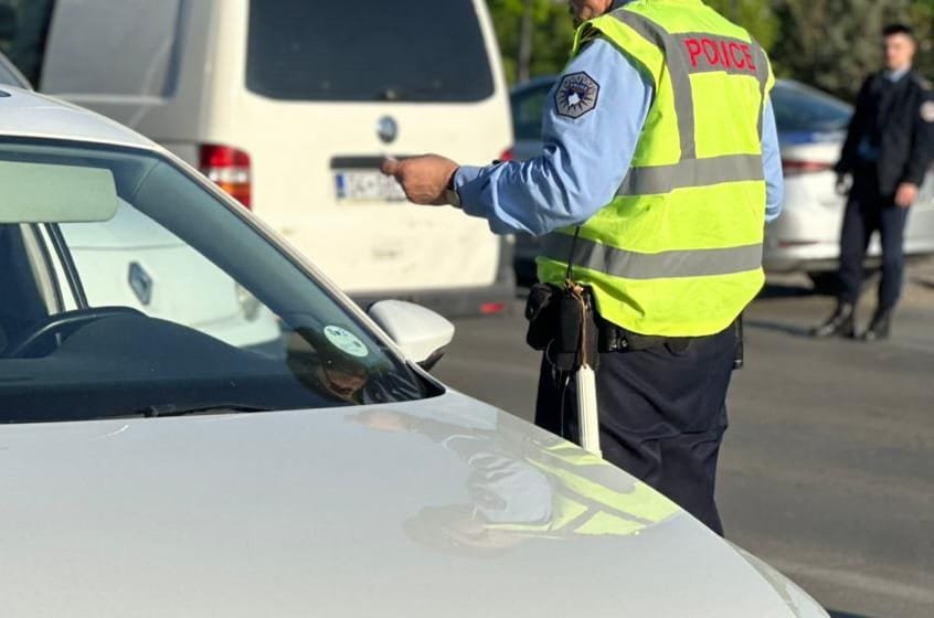 Mbi 2000 mijë gjoba trafiku brenda 24 orë