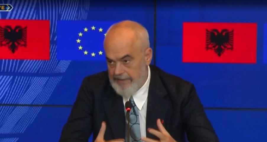 “Seancë emocionale, ditë historike për Shqipërinë”, Rama: Agresioni rus në Ukrainë shërbeu si zile zgjimi për BE