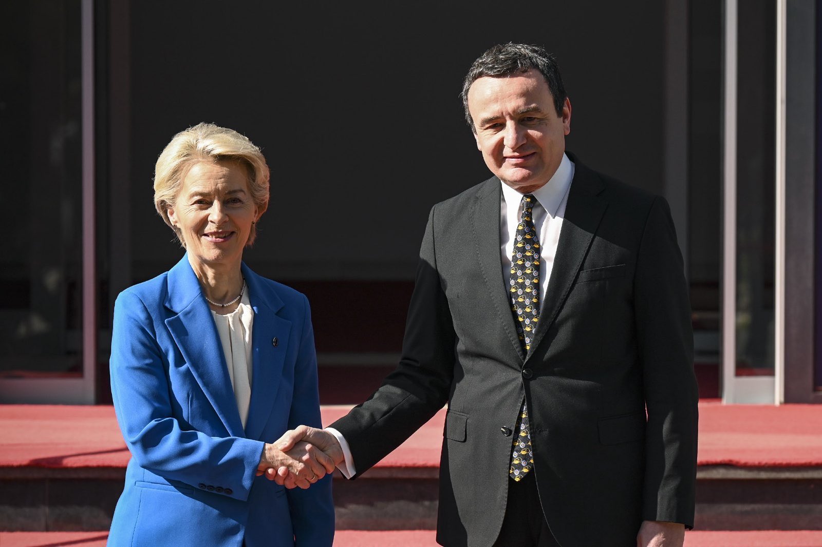 Kurti i kërkon presidentes Von Der Leyen heqjen e menjëhershme të masave të BE-së