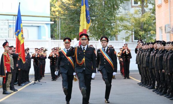 Nisen për në Kosovë kontingjenti i dytë i karabinierëve moldavë