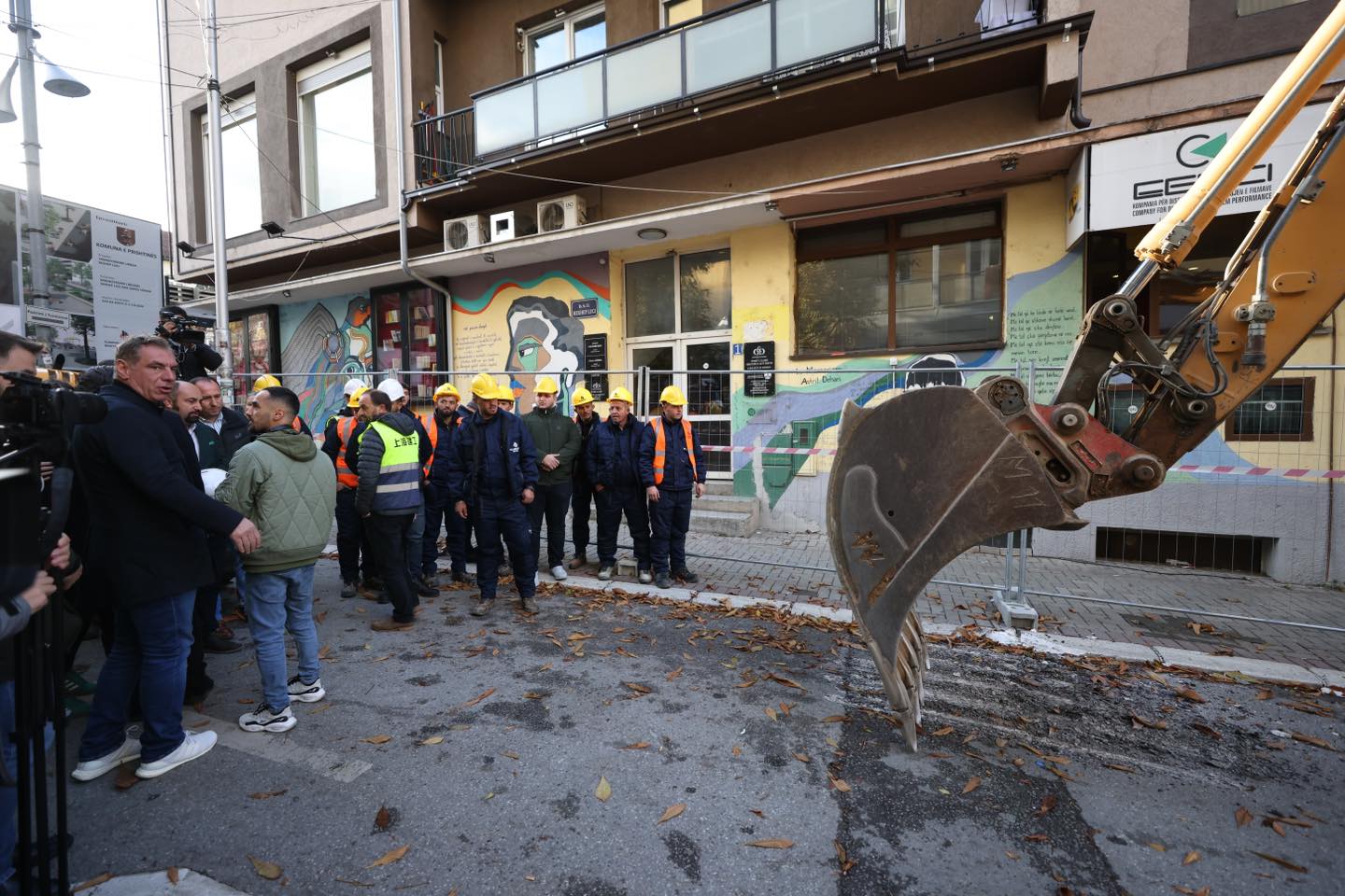 Komuna e Prishtinës nis punimet për “transformimin total” të rrugës “Rexhep Luci” në kryeqytet