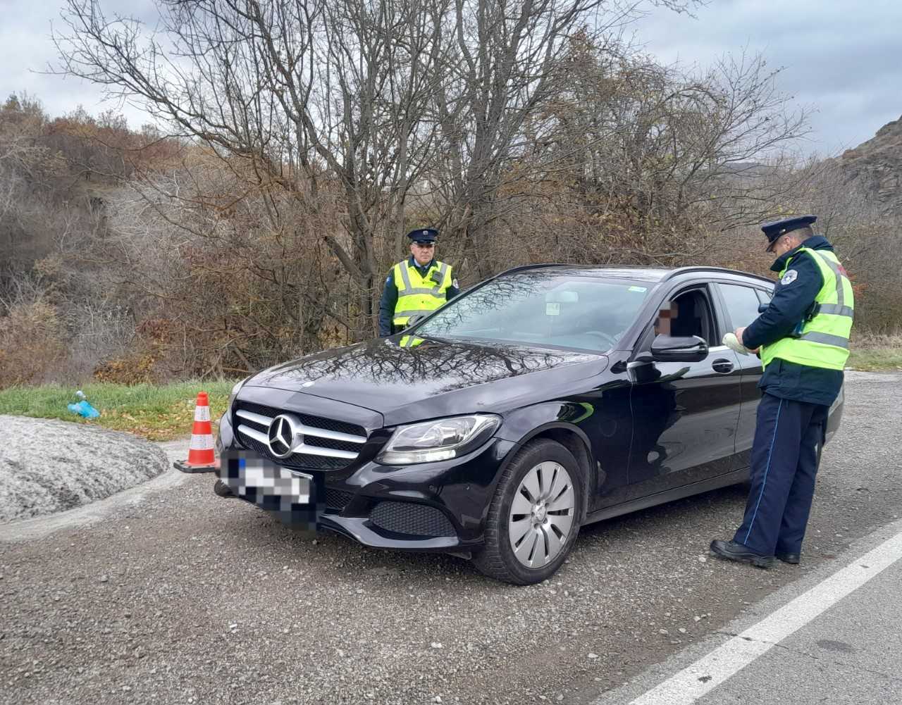 Policia patrullon në Veri me me vetura inteligjente