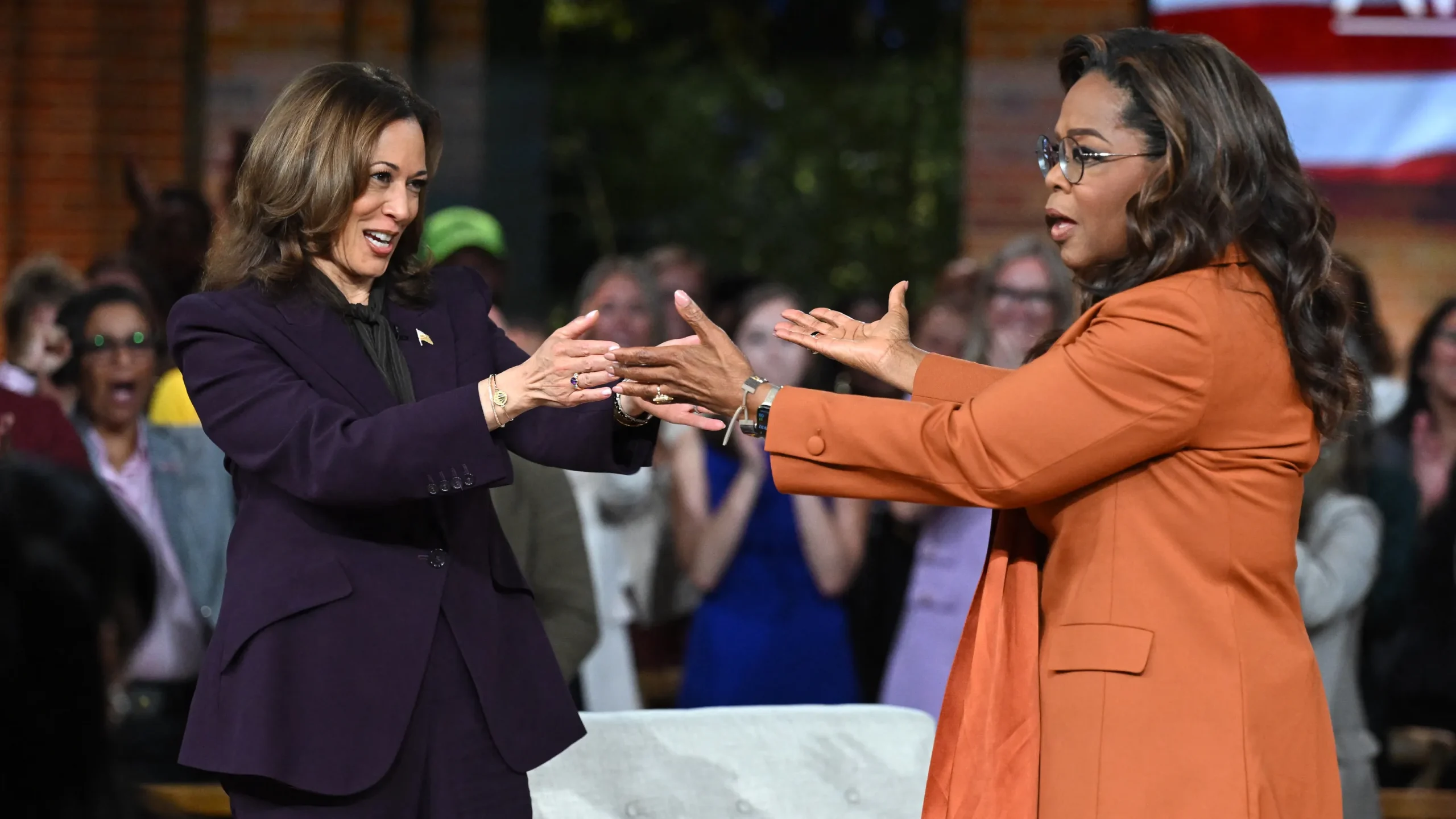 Kamala Harris pagoi 1 milion dollarë Oprah Winfrey gjatë fushatës presidenciale