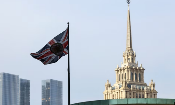 Rusia dëbon një diplomat britanik