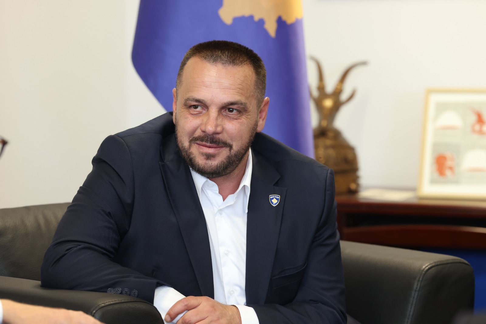 Maqedonci: Para dhe pas sulmit terrorist të 24 shtatorit, njësitë e intelegjencës së FSK-së bashkë me NATO-n po e monitorojnë çdo lëvizje të trupave serbe afër kufirit me Kosovën